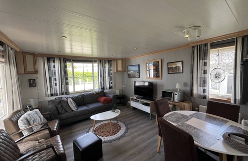 Nieuwvliet Ski Chalet | NVB 1228 - Beach Resort Nieuwvliet Bad