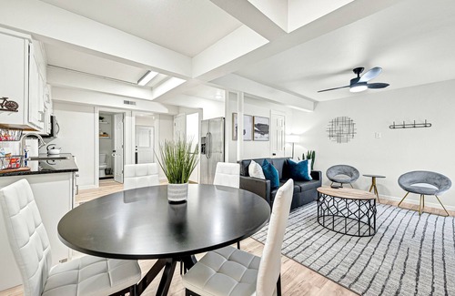 Bella Vista Apartment | NWA downstairs oasis, MTB trails. hiking, golf