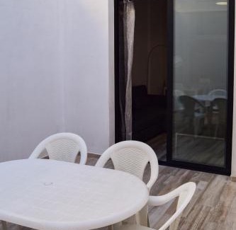 La Roqueta Apartment | NWT Central Station Apartments
