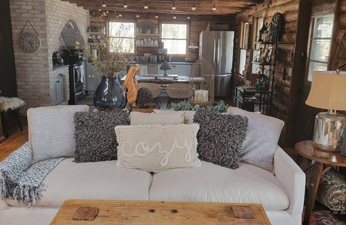 Laurel Ridge Cabin | nYour Mountain Cabin Getaway Awaits!