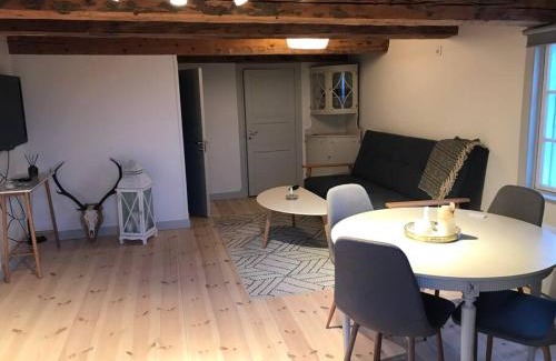 Atvidaberg Municipality Apartment | Nyrenoverad stuga nära naturen