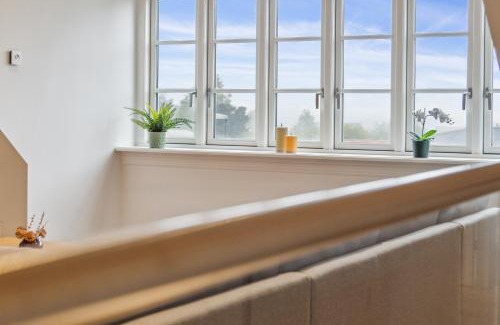Aarhus Municipality Apartment | Nyrenoveret 3BR nær Aarhus m Gratis Parkering