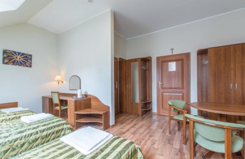 Zaniemysl Resort | Ośrodek Bojanowe Gniazdo