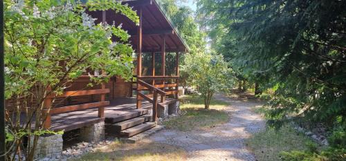 Sierakow House | Ośrodek Wypoczynkowy "Puszczyk" Wolnostojące Domki z Bali