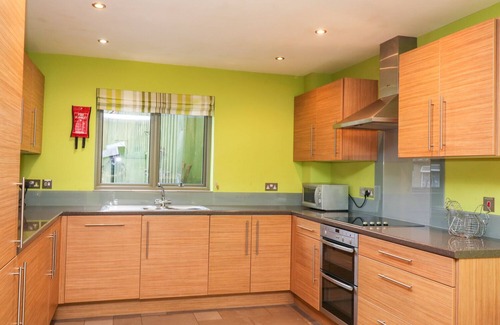 Teigngrace Cottage | OAK APPLE, pet friendly, country holiday cottage in Newton Abbot