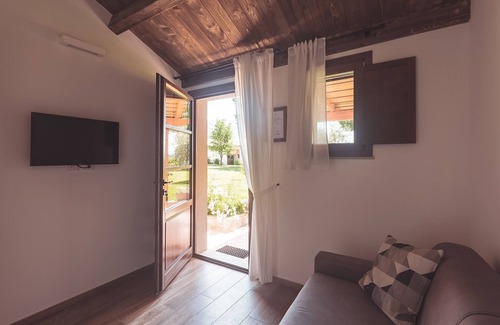 Nerbisci Other | OAK FARMHOUSE - POPLAR APARTMENT
