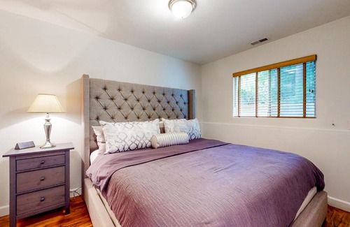 Oak Grove House | Oak Grove Getaway
