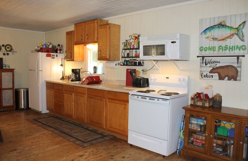 Long Branch Cottage | Oak Haven Lakeside Cottages - Private Vacation Rental On Beautiful Lake Murvaul