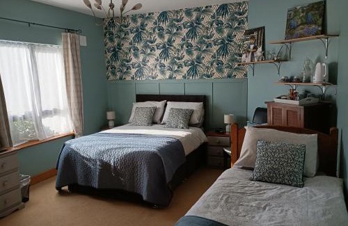 Kilmore Bed & Breakfast | Oak Tree Lane Country B and B