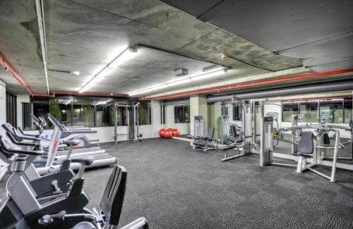 Melbourne Hotel | Oaks Melbourne St Kilda Road Hotel