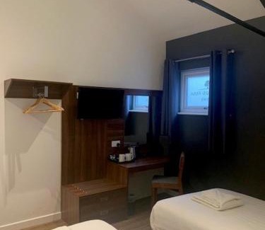 Chorlton-by-Backford House | Oakwood Farm Mews Chester