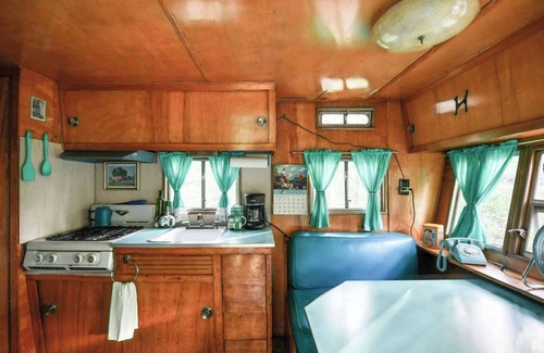East Troy House | Oakwood Knoll - Vintage Camping Trailer