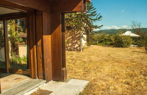 Momperone House | Oasi di Mastarone - Il vino e le Rose