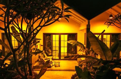 Noonu Atoll Bed & Breakfast | Oasis Breez - King Bedroom