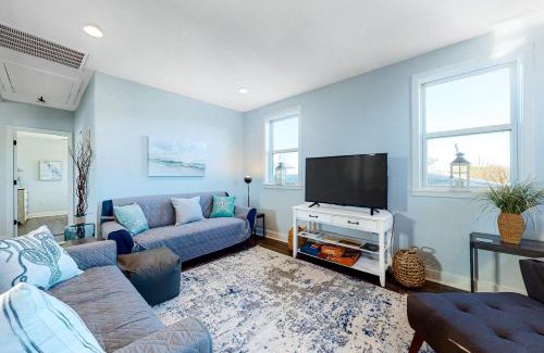 Galveston House | Oasis by the Bay-Upstairs Unit