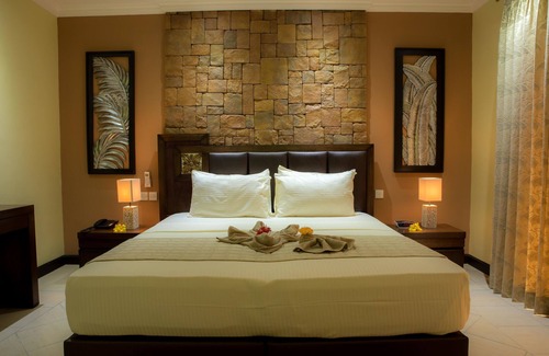 Grand Anse Hotel | Oasis Hotel Restaurant & Spa