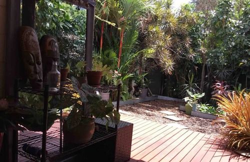 Woolner Apartment | Oasis Near the City