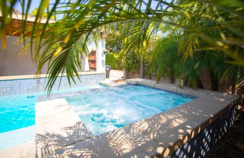 Venice House | Oasis with pool and music studio by BENVENU