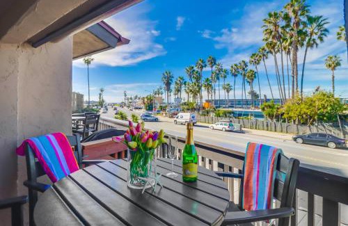 Ocean Beach House | OB Loungin 2