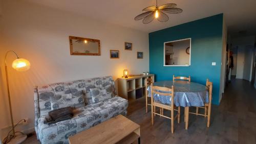La Chaume Apartment | Océane Flore appart vue mer