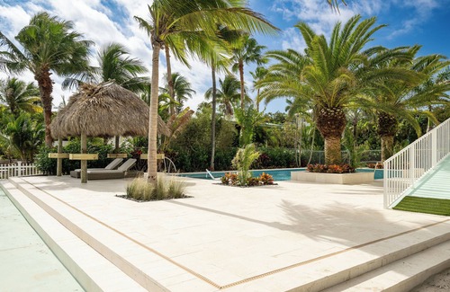 Bay Point House | Ocean 9 Villa, Amazing Waterfront, 15 mins away from Duval Street!