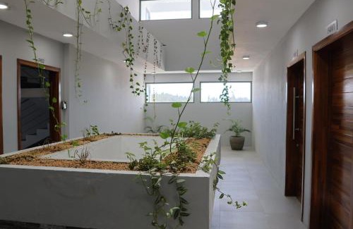 Flic-en-Flac Apartment | Ocean Bliss Penthouse - Private Pool & 2 Min to Beach