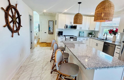 Dewey Beach House | Ocean Block Dewey Beach Private Parking