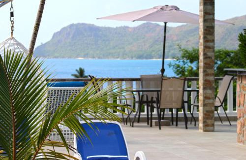 Anse Volbert Village Apartment | Ocean Blue Bay