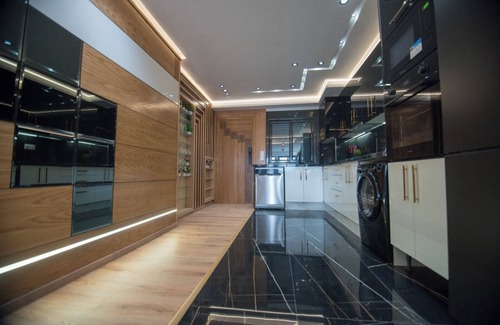 Mediouna Apartment | Ocean blue titrite