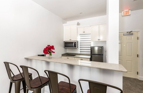Whitby Hotel | Ocean Breeze Resort