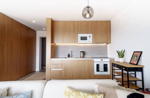 Barril de Cima Apartment | Ocean Breeze Retreat - Near Ericeira