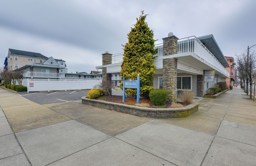 North End Apartment | Ocean City Condo w/Pool: Walk to Boardwalk!