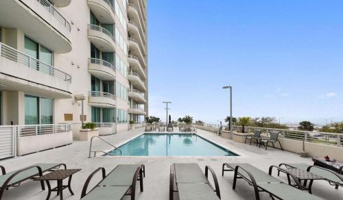 Biloxi House | Ocean Club 704