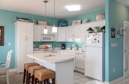 Indian Beach Condo | Ocean Club K102, Soundview Condo in Indian Beach, NC!