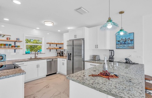 Marathon House | Ocean Dream, Family friendly, Direct Ocean, Pool/spa, Kayaks, Giant chess, bocci