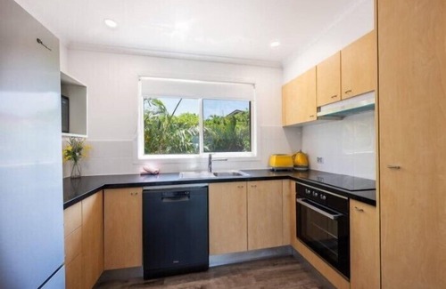 Sapphire Beach Apartment | Ocean Edge at Sapphire Beach Coastal Charm & Ocean Views in Aqua Luna Resort
