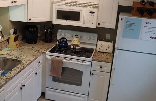 Brewster Condo | Ocean Edge Townhome - Fully Renovated & Spotless w/AC!