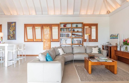 Terre Neuve Villa | Ocean Five