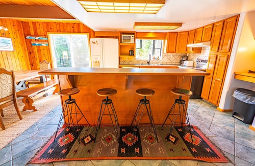 Ucluelet Cottage | Ocean Friendly Amenities & Hot Tub