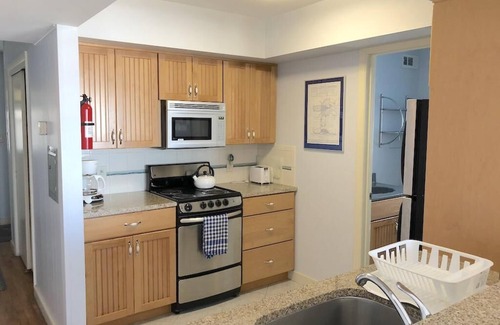 Dewey Beach Condo | Ocean Front 1bdrm/1bath Condo w/Great Ocean Views!