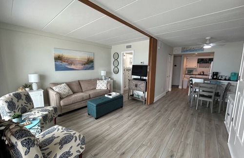 South Rehoboth Condo | OCEAN FRONT CONDO. ENJOY YOUR MORNING COFFEE SITTING ON YOUR PRIVATE BALCONY WATCHING THE SUNRISE.