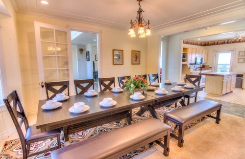 Seal Rock House | Ocean Front Home With Spectacular Views! Dog Friendly!