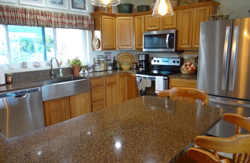 Tar Bay House | Ocean Front House on Beautiful Beach with Breathtaking Views!