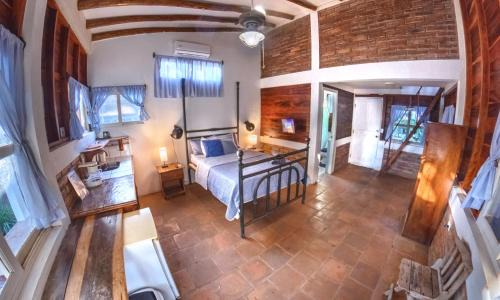Pochomil House | Ocean Front Private Casita w Pool and AC - Sleeps 4