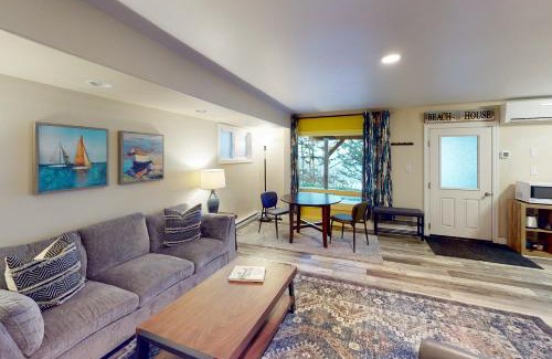 Yachats Apartment | Ocean Front, Sunset at Oregon House, Stairs to the Beach!
