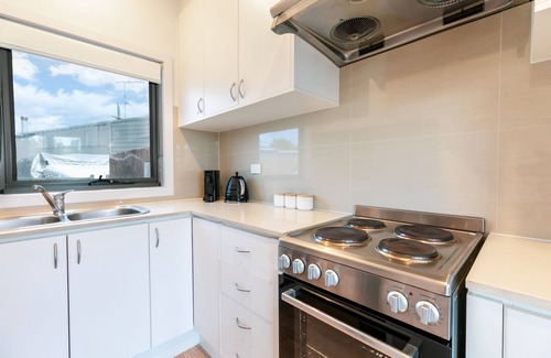 Ocean Grove House | Ocean Grace by the River & Ocean (Pet Friendly)