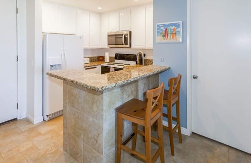 Oceanside Condo | Ocean & Harbor Views. E107 North Coast Village