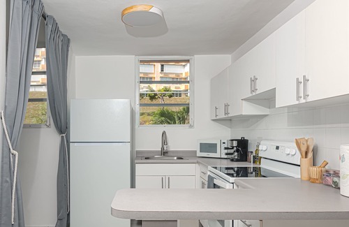Ceiba Apartment | OCEAN & Mountains View/Marina/Ferry/Vista Mar/Vieques/Culebra/El Yunque