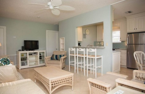 Hillsboro Beach Villa | Ocean or Intracoastal - No need to choose!