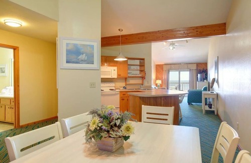 Duck Resort | Ocean Pines, oceanfront resort with private beach
